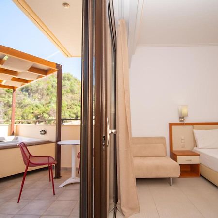 Riviera Perdika Hotel Eksteriør bilde
