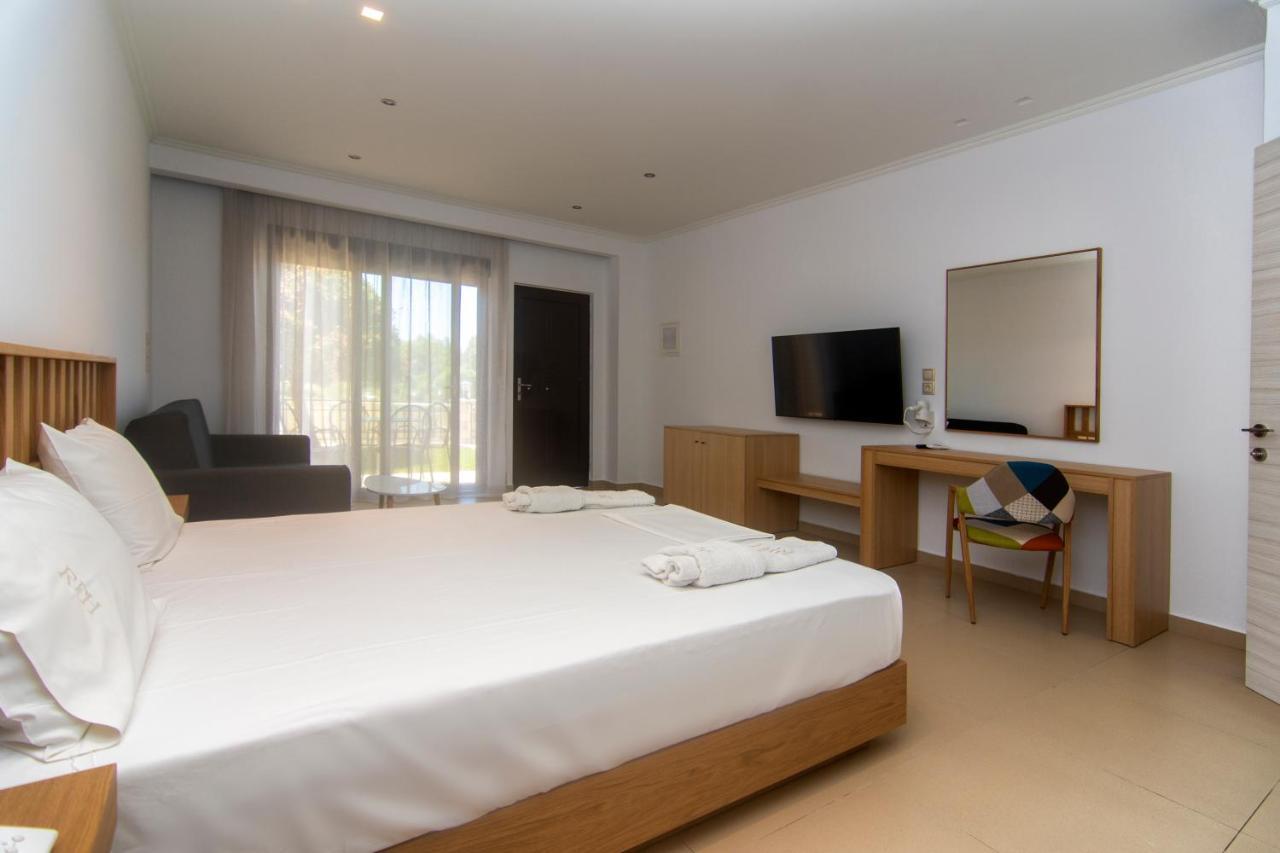 Riviera Perdika Hotel Eksteriør bilde